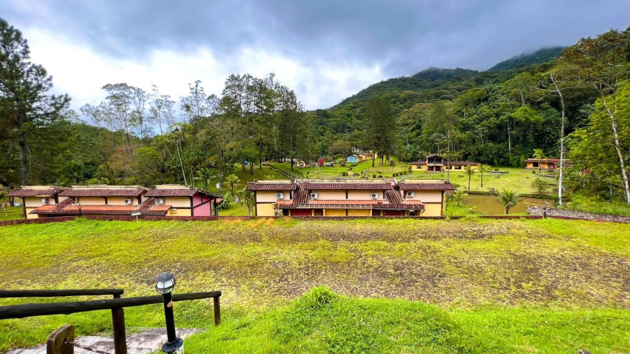 Pousada Ananda Parivara Ubatuba Esterno foto